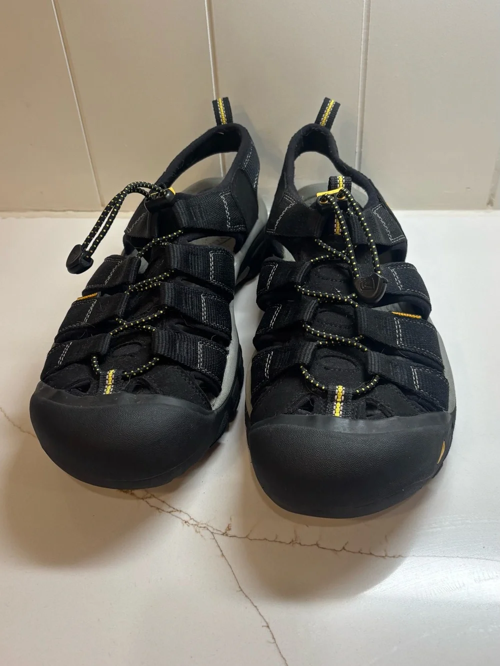 Men's Keen Newport H2 Size 11 Wide
